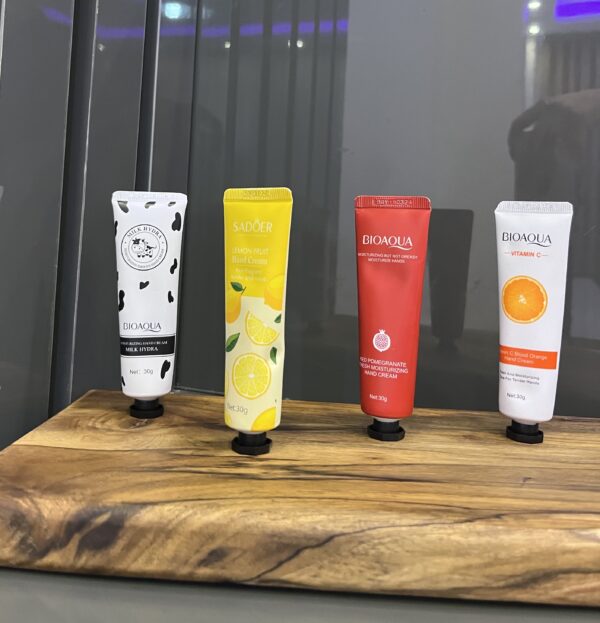 کرم دست نرم کننده و مرطوب کننده میکس(CREAM)