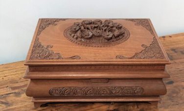 walnut-wood-carved-box-500x550